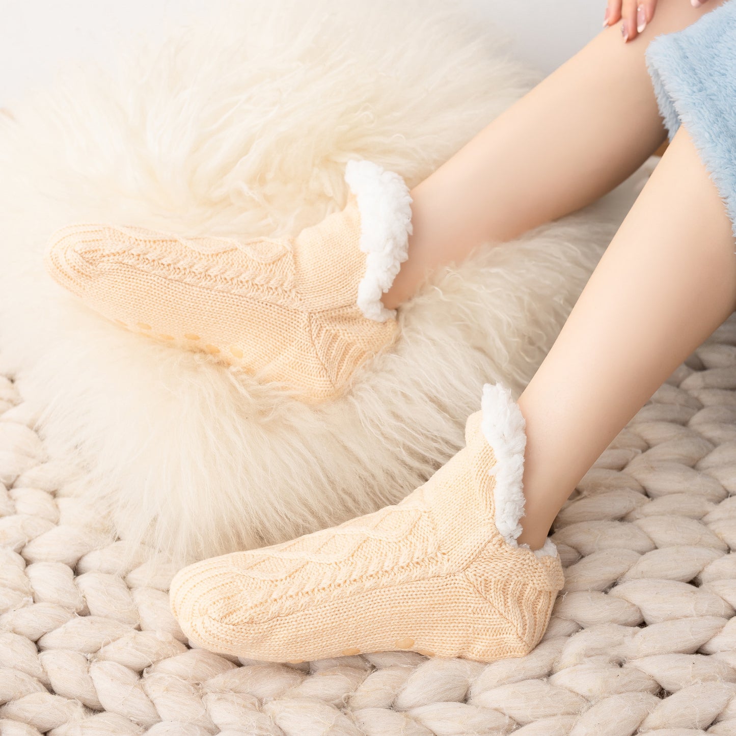 Winter Thickened Fleece Home Floor Socks Warm Fleece Insulated Unisex Adult Dot Glue Socks Indoor Slipper Socks