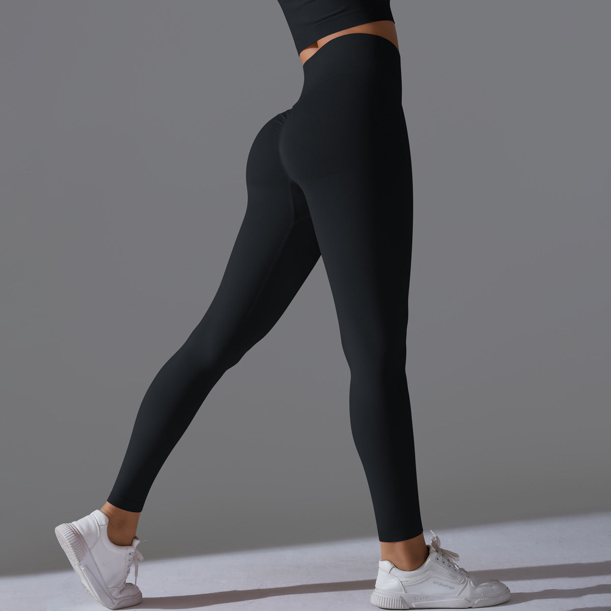 Seamless Solid Peach Sports Trousers for Women - Tight Running Fitness Yoga Pants with High Waist and Butt-Lifting Design