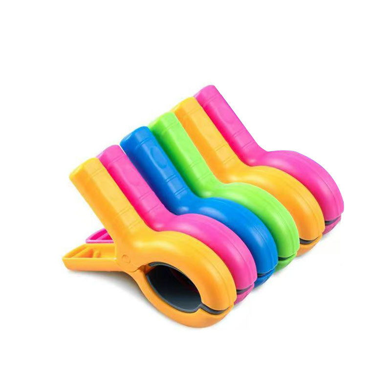 4/8-piece beach towel clips: for beach chairs, pool, cruise. Heavy-duty, strong, also works as clothes pins.
